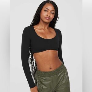 New Offline By Aerie Real Me super cropped long sleeve bra top Size M
